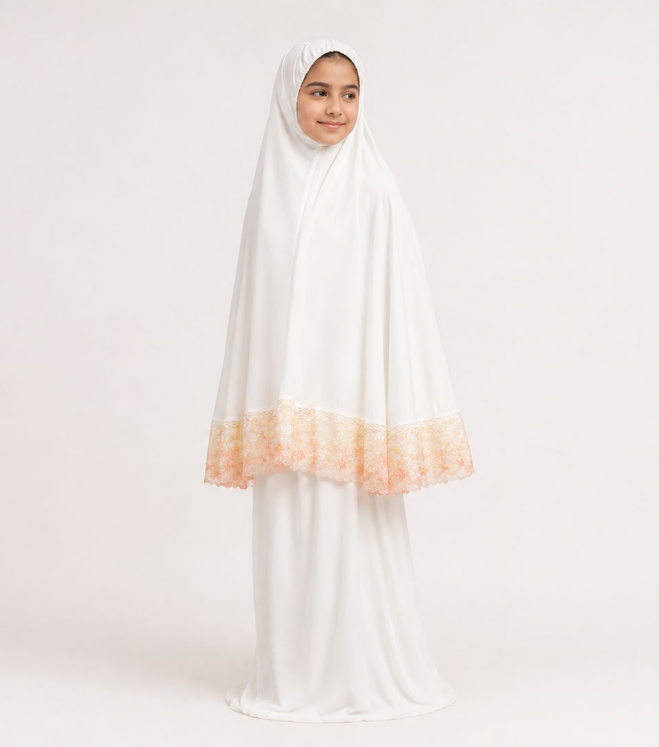 Lanora Prayer Set 26100 by Lanora Boutique